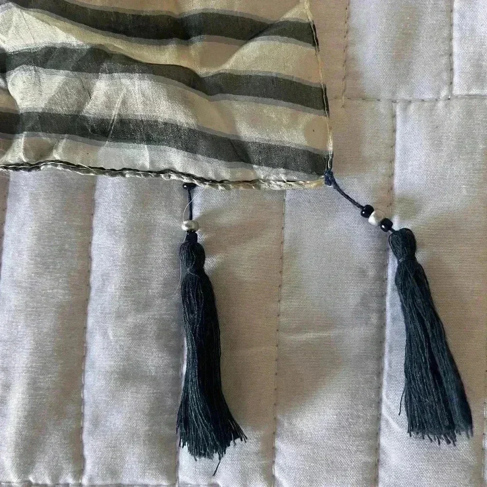 Blue And White Scarf W/tassels, Butterfly, Birds, Soft, Lightweight - Picture 4 of 4